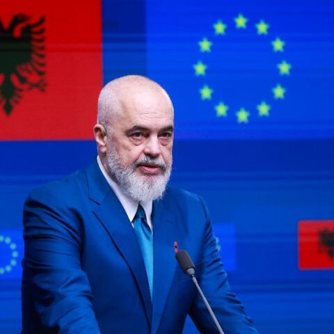 Έντι Ράμα: Σπούδασε στο Χάρβαρντ με ελληνική υποτροφία - «Αγνώμονας, αχάριστος» λέει η Τζαβέλλα 