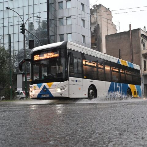 Έκτακτο δελτίο επιδείνωσης καιρού: Ισχυρές βροχές, καταιγίδες και θυελλώδεις άνεμοι αναμένονται τη Δευτέρα - Πορτοκαλί προειδοποίηση και για την Αττική