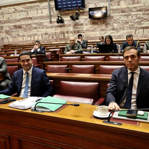 Ο Δημήτρης Μάντζος σε επιτροπή της Βουλής