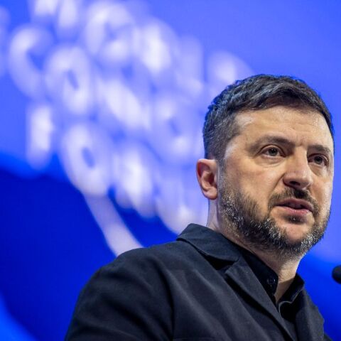 Ο Ζελένσκι ζητά την ένταξη της Ουκρανίας στην ΕΕ έως το 2027