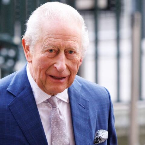 Βουλευτές, ειδικοί και οργανώσεις καλούν τον βασιλιά Κάρολο να ζητήσει επίσημη συγγνώμη για τη δουλεία, μετά από στοιχεία που εκθέτουν τον ρόλο της μοναρχίας.