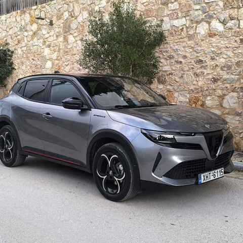 Alfa Romeo Junior Ibrida