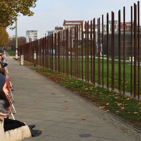 Αναχρονισμοί σε ρόδες: Με αφορμή μαθήματα για τον Ψυχρό Πόλεμο