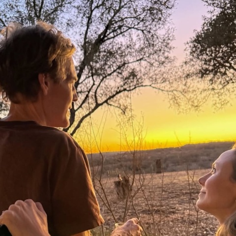 Οι τελευταίες ημέρες του Τζέιμς Βαν Ντερ Μπικ μέσα από φωτογραφίες των φίλων του