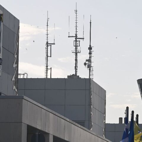 Ελεγκτές Εναέριας Κυκλοφορίας: Με ένα μόνο ραντάρ η Προσέγγιση Αθηνών αντί για τρία