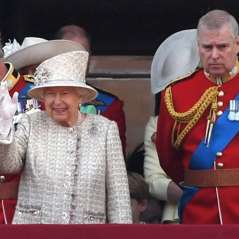 Άντριου: Σε κρίση το Μπάκινγκχαμ - Τι γνώριζε για τον γιο της η Ελισάβετ, γιατί ο Κάρολος κρατά άλλη στάση