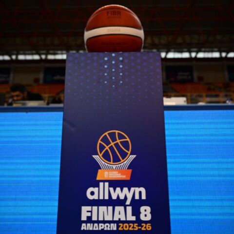 Ολυμπιακός και Παναθηναϊκός αναμετρώνται στο Ηράκλειο για τον πρώτο τίτλο της χρονιάς στο ελληνικό μπάσκετ, σε έναν ακόμη τελικό ανάμεσα στους «αιώνιους»