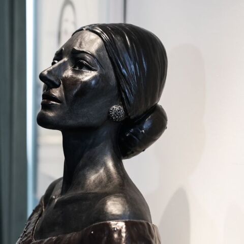 Παγκόσμια Ημέρα Γυναίκας: Το Μουσείο Μαρία Κάλλας υποδέχεται τις Rainbow Mermaids και τη Χάρις Αλεξίου