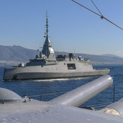 «Θόλος» προστασίας στην Κύπρο: Τι οπλισμό φέρνουν «Κίμων», «Ψαρά» και F-16 - Πώς αποτρέπουν επιθέσεις από αέρος