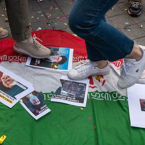 Πανηγυρισμοί για τον θάνατο του Αλί Χαμενεΐ