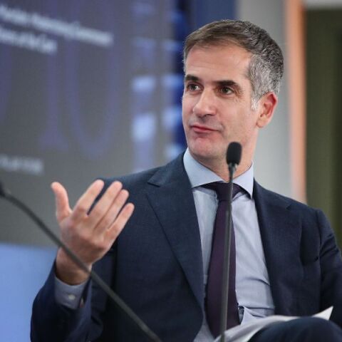 Μπακογιάννης: Οι 90 νέες τζακαράντες που φυτεύονται σήμερα εξασφαλίστηκαν το 2023