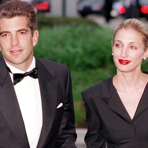 Αποκαλύψεις για την πραγματική φύση της σχέσης των Μπεσέτ - Κένεντι