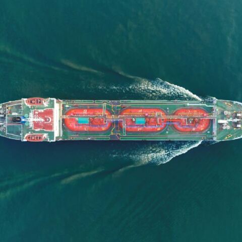 Χτυπήθηκε πλοίο ελληνικής σημαίας στη Μαύρη Θάλασσα - Επέβαιναν συνολικά 24 ναυτικοί, εκ των οποίων 10 Έλληνες - Τι δηλώνει ο Βασίλης Κικίλιας