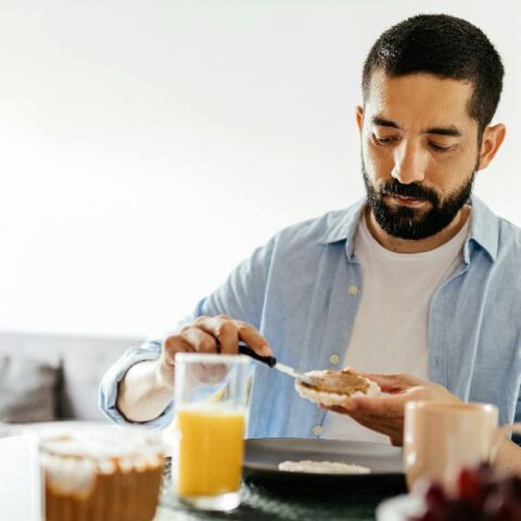 «Πρωινό, το πιο σημαντικό γεύμα της ημέρας» - Μήπως πρόκειται για μύθο ετών;