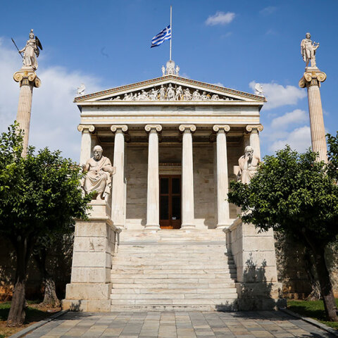 Ακαδημία Αθηνών: Ξενάγηση στο κορυφαίο νεοκλασικό κτίριο