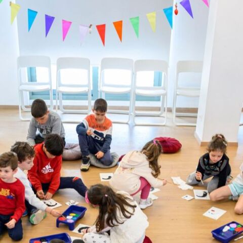 Πάσχα 2026 στην Αθήνα: Τι μπορείτε να κάνετε με την οικογένεια