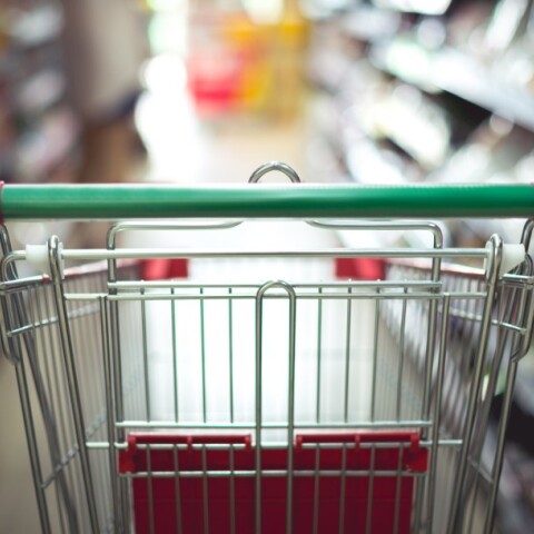 Καρότσι στο σούπερ μάρκετ