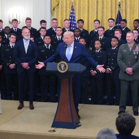 Οι ΗΠΑ αυτο-παγιδεύονται για πολλοστή φορά στον βούρκο της Μέσης Ανατολής