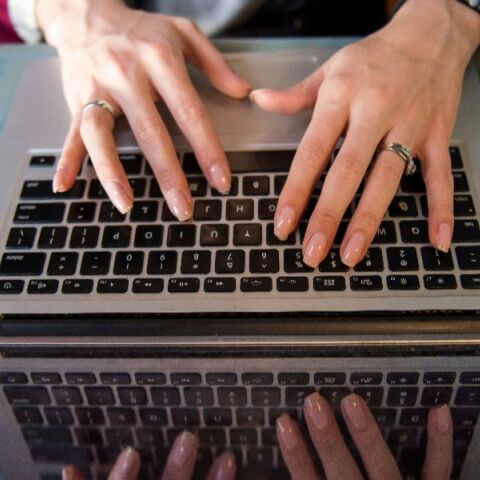 25η Μαρτίου: Πώς αμείβονται όσοι εργάζονται σήμερα -  Για ποιους είναι αργία