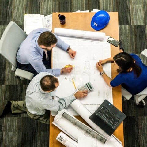 Εργαζόμενοι στο γραφείο