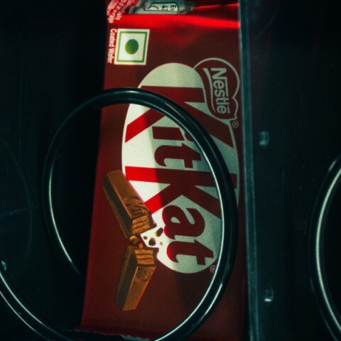 «Παρακαλώ σκανάρετε την KitKat σας»: Η εταιρεία έφτιαξε tracker για να βρει τις 413.793 χαμένες σοκολάτες