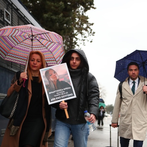 Νέα ένταση στην επανεκκίνηση της δίκης για τα Τέμπη - Τι ζητούν συγγενείς των θυμάτων της τραγωδίας