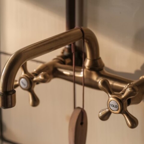 Βρύση στην κουζίνα