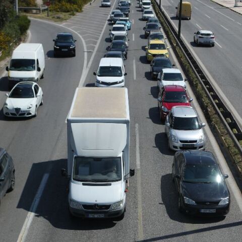 Πάσχα: Κορυφώνεται η έξοδος των εκδρομέων - Καθυστερήσεις 45 λεπτών στην Αττική Οδό , σημειωτόν στον Κηφισό