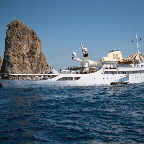 Θαλαμηγός «Christina O» 