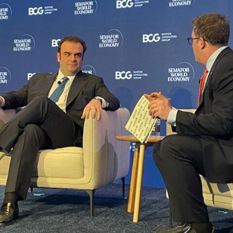 Κυριάκος Πιερρακάκης: Ο υπουργός Οικονομίας και πρόεδρος του Eurogroup τόνισε από την Ουάσινγκτον ότι η Ελλάδα προχωρά σε εβδομαδιαίες μεταρρυθμίσεις 