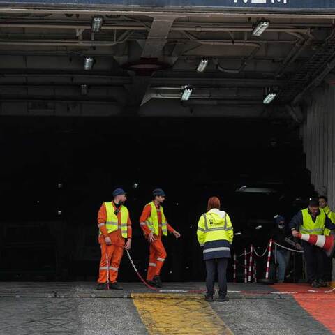 Διακοπή δρομολογίων μεταξύ Μυτιλήνης και Αϊβαλί λόγω των κινητοποιήσεων από τους κτηνοτρόφους