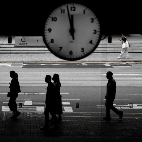 Γιατί μερικοί άνθρωποι πάντα αργούν;