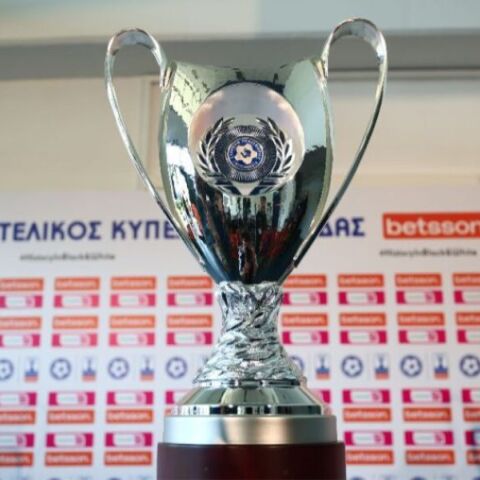 ΠΑΟΚ και ΟΦΗ συγκρούονται στον τελικό του Κυπέλλου Ελλάδας - Οι Θεσσαλονικείς θέλουν τίτλο στα 100 χρόνια τους, ενώ ο ΟΦΗ διεκδικεί ευρωπαϊκό εισιτήριο.