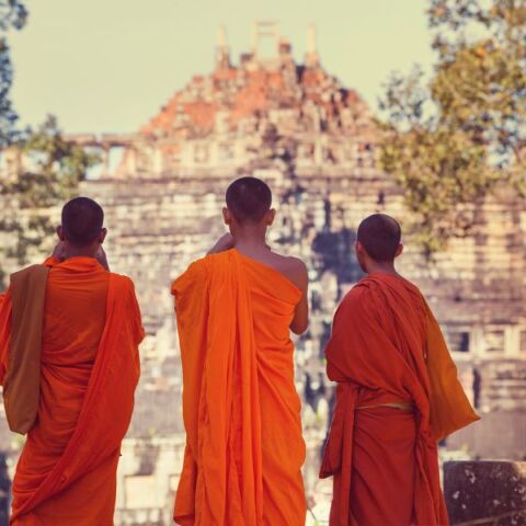 Σρι Λάνκα: 22 βουδιστές μοναχοί συνελήφθησαν στο αεροδρόμιο με 110 κιλά κάνναβης - Τα ναρκωτικά εντοπίστηκαν σε διπλούς πάτους βαλιτσών 