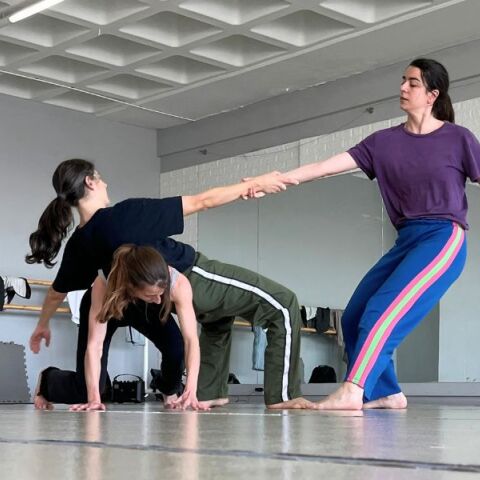 Τέτη Νικολοπούλου: Χορογραφώντας τα τραύματα - Όταν οι πληγές γίνονται κίνηση