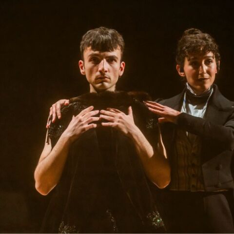 Είδαμε το αιρετικό, κουίρ έργο «Monsieur Vénus» από την Εναλλακτική Σκηνή