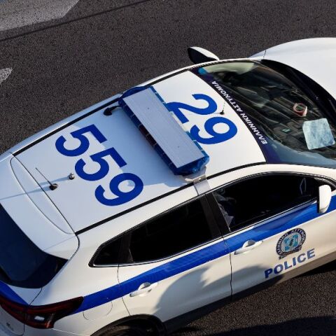 Ανάβυσσος: 30χρονος εντοπίστηκε τραυματισμένος στην κοιλιά από μαχαίρι