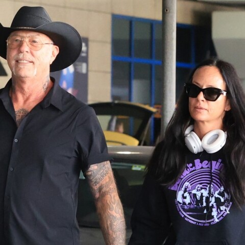 Ο Τζέιμς Χέτφιλντ, frontman των Metallica, στην Αθήνα μαζί με τη σύντροφό του