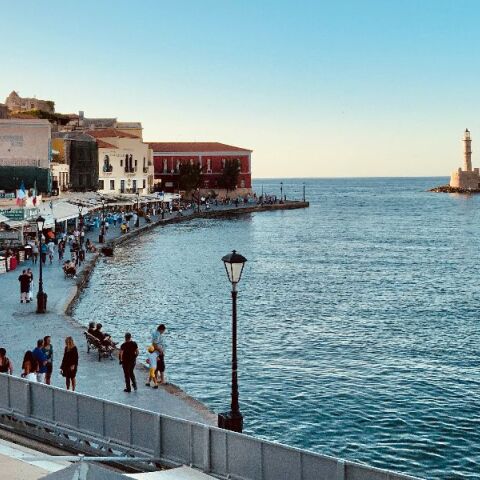 Ταξίδι την άνοιξη στην Κρήτη: αυθεντική γαστρονομία και μοναδικές εμπειρίες σε έναν κορυφαίο προορισμό