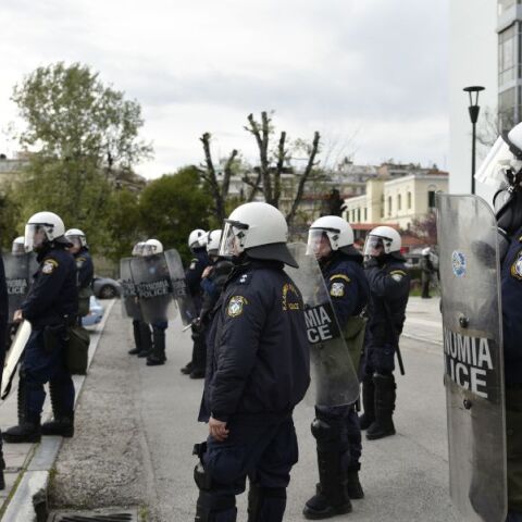 Θεσσαλονίκη: Η αστυνομία έχει προσαγάγει 39 άτομα για τη βίαιη επίθεση κατά φοιτητών στην Πολυτεχνική Σχολή του ΑΠΘ - Έξι τραυματίες μεταφέρθηκαν στο νοσοκομείο