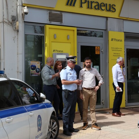 Στα χέρια της ΕΛ.ΑΣ οκτώ άτομα για την ένοπλη ληστεία στην Κάτω Τιθορέα - Βαρύς οπλισμός στην κατοχή τους