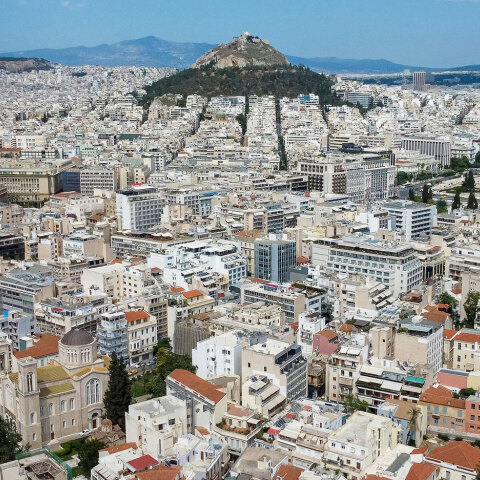 Πολυκατοικία: Από την αντιπαροχή στο Airbnb