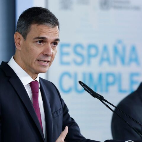 Στον ρυθμό της ισπανικής υποχώρησης