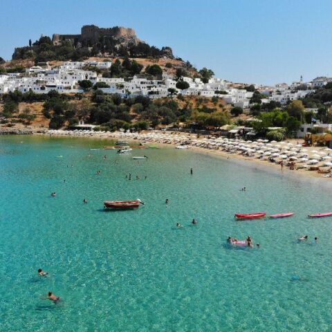 Η Ρόδος παραμένει κορυφαίος πόλος έλξης: Πάνω από 56 εκατομμύρια επισκέπτες τα τελευταία 25 χρόνια