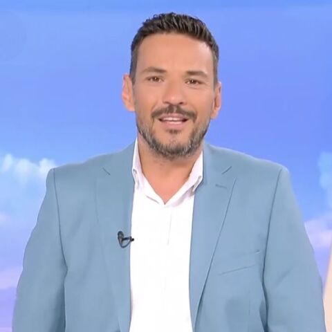 Ο Κώστας Τσουρός ξέσπασε κατά συναδέλφων του on air, αφήνοντας αιχμές για όσα ακούγονται γύρω από την εκπομπή του - «Αυτό που εύχονταν θα γίνει την Παρασκευή»