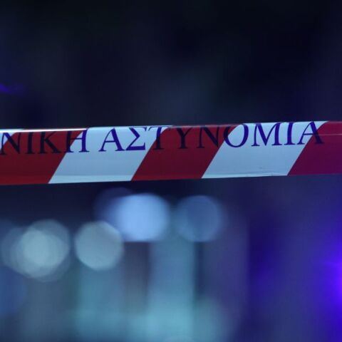 Κατέληξε στο Ιπποκράτειο ο 67χρονος που δέχθηκε άγρια επίθεση στη Θεσσαλονίκη - Σε ανθρωποκτονία μετατράπηκε η κατηγορία για τον 38χρονο δράστη.