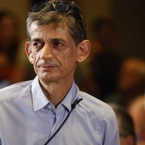 Καρανίκας για Τσίπρα - Καρυστιανού: Ο ένας αντιγράφει τον άλλον