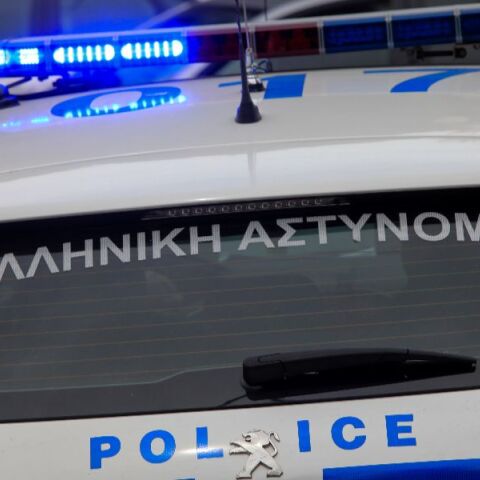 Γυναικοκτονία στην Καλαμάτα: Σκότωσε την 39χρονη σύζυγό του μέσα στο σπίτι τους 