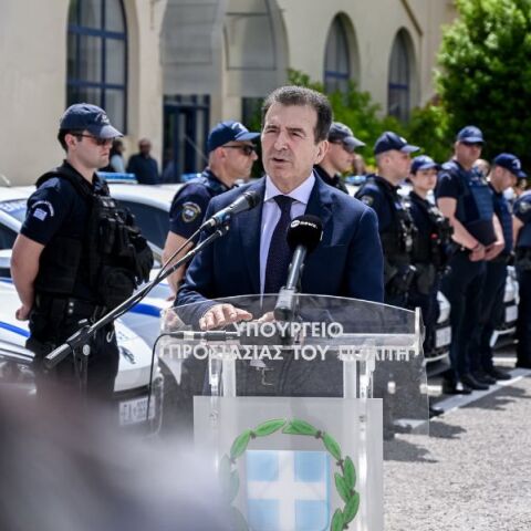 Χρυσοχοΐδης για 37χρονο Παλαιστίνιο: Δεν υπάρχουν μοναχικοί λύκοι - Στρατηγική στροφή της Χαμάς, πρώτη φορά έπειτα από 40 χρόνια βγαίνει εκτός Ισραήλ