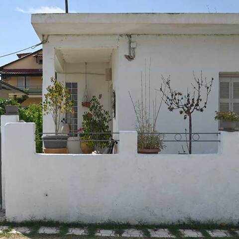 Το σπίτι όπου έγινε η διπλή δολοφονία στο Αίγιο